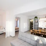 Дом отдыха Saint Alexander Mykonos