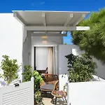 Дом отдыха Saint Alexander Mykonos Mykonos Town